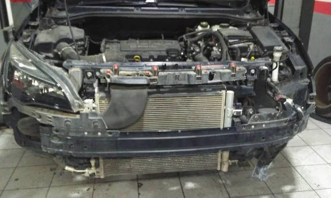 Κοζάνη: Έλυσε τη μηχανή του αυτοκινήτου και έπαθε το ΣΟΚ της ζωής του με αυτό που είδε μέσα! (βίντεο)